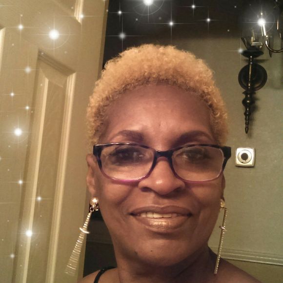 Meet your Posher, Doris - Picture 1 of 1